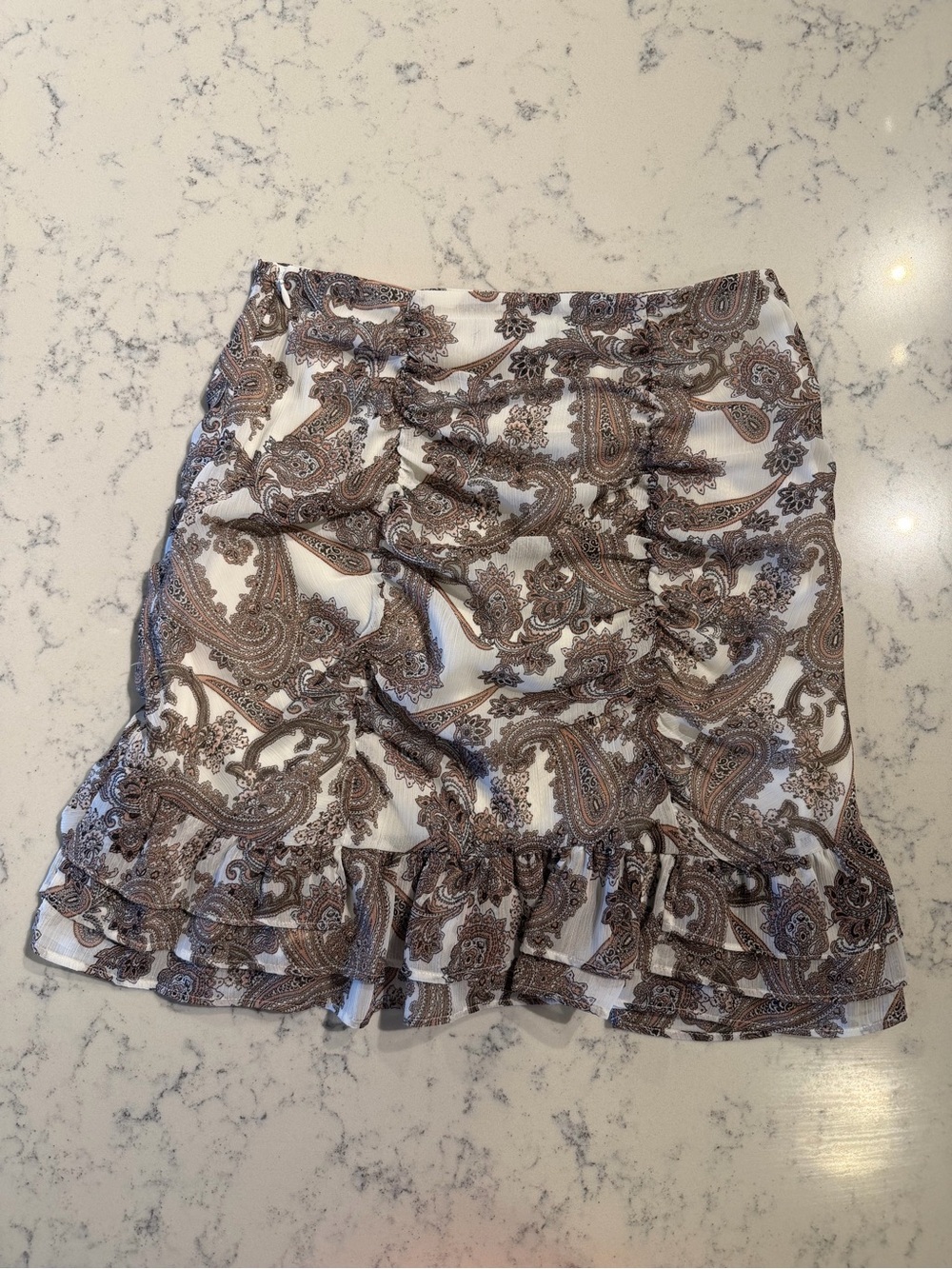 NWT EXPRESS Brown Paisley Ruffle Ruched Skirt Size 2 - Picture 4 of 8